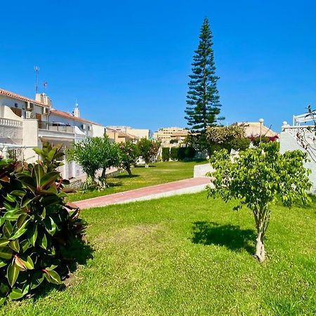 Costa Blanka Resident Apartman Torrevieja Exterior foto