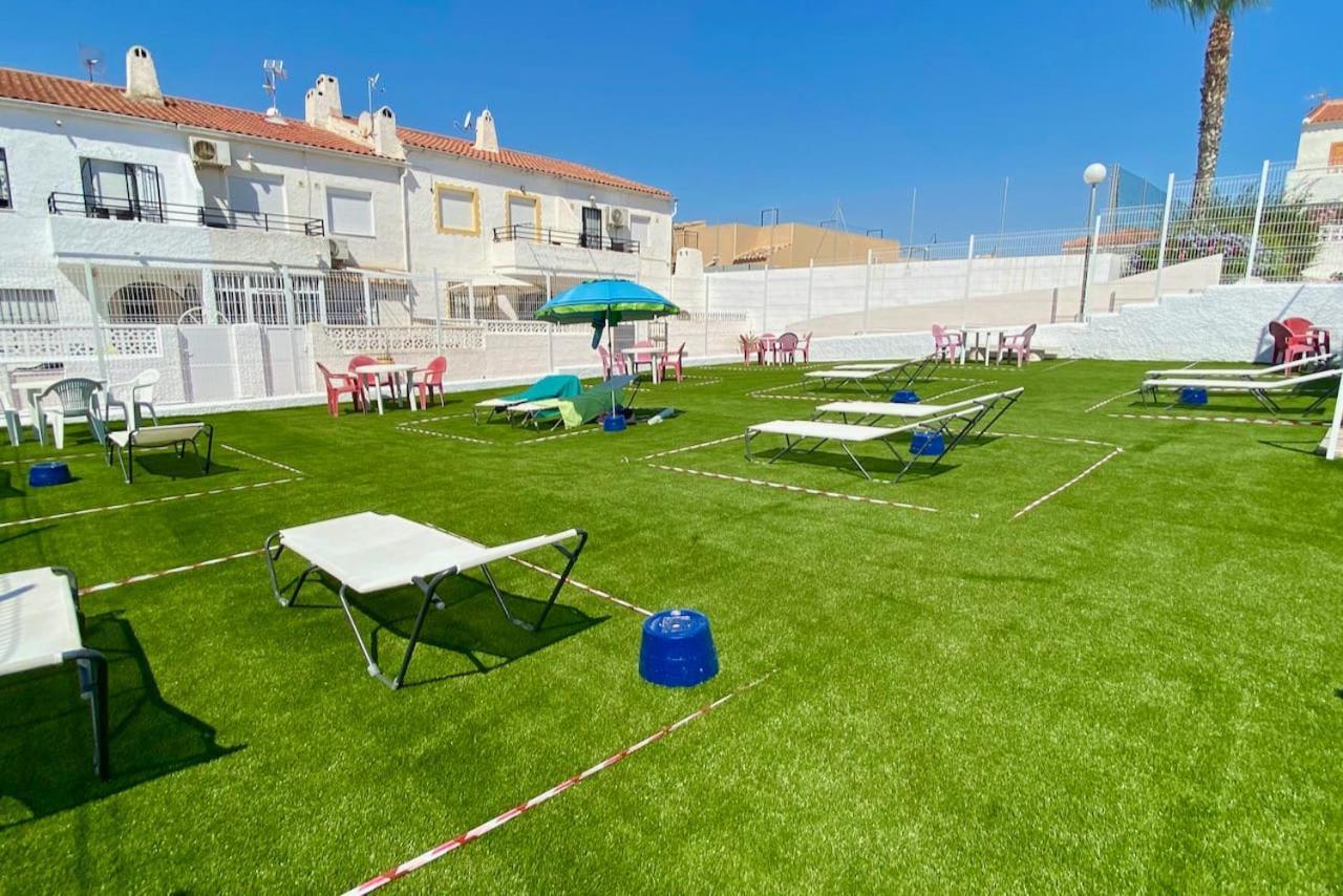 Costa Blanka Resident Apartman Torrevieja Exterior foto